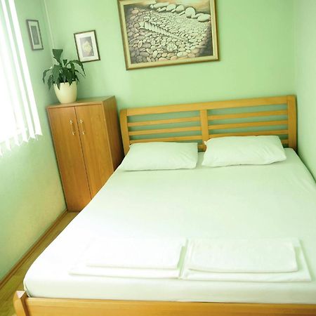 Apartmani Roko 内乌姆 外观 照片