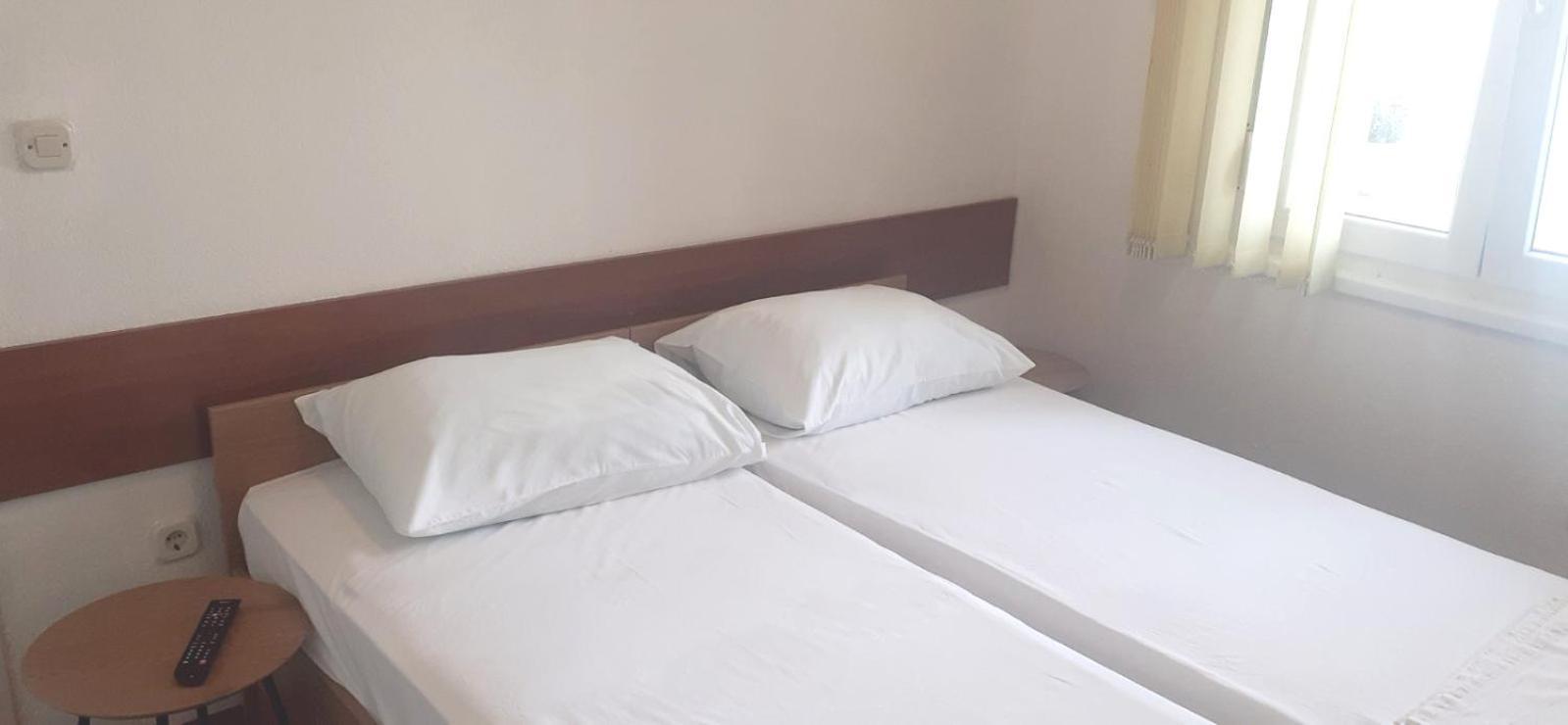 Apartmani Roko 内乌姆 外观 照片